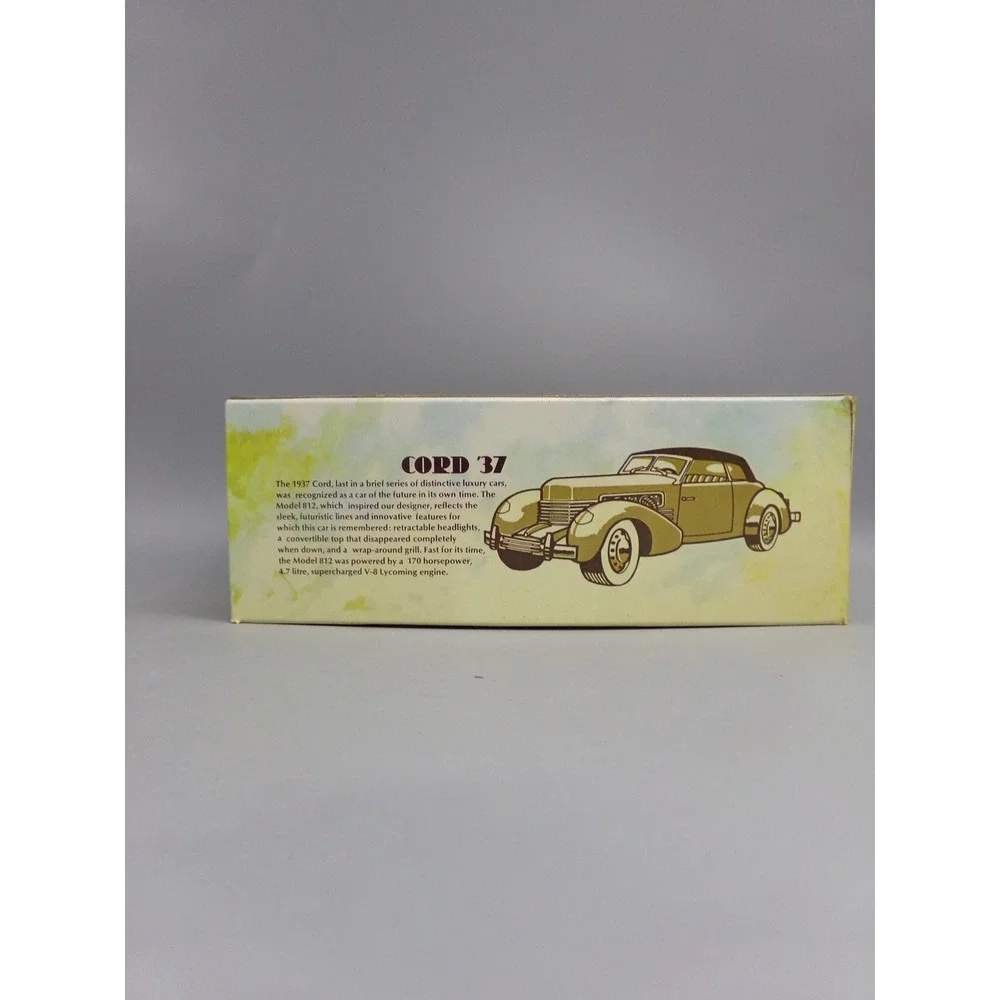 Vintage Avon Cord '37 Tai Winds‎ After Shave 7 fl. oz. Collectible Car Box